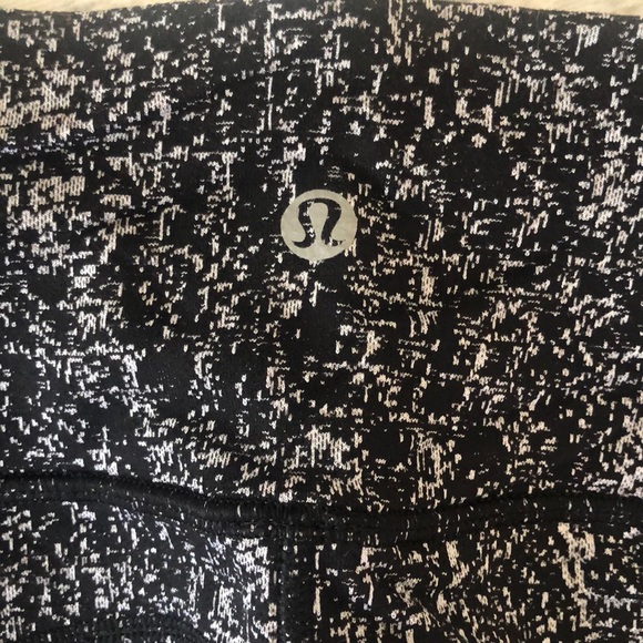 lululemon athletica Capri - Picture 2 of 5